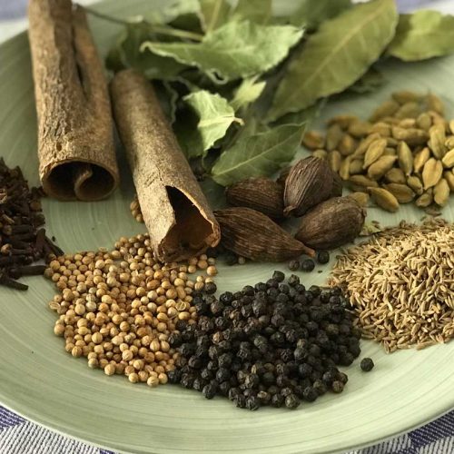 garam masala ingredients photo: ©️Nel Brouwer-van den Bergh