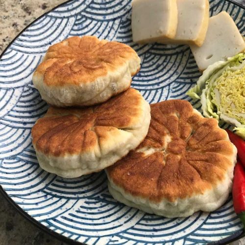 pan-fried buns with snow vegetables : ©️ Nel Brouwer-van den Bergh