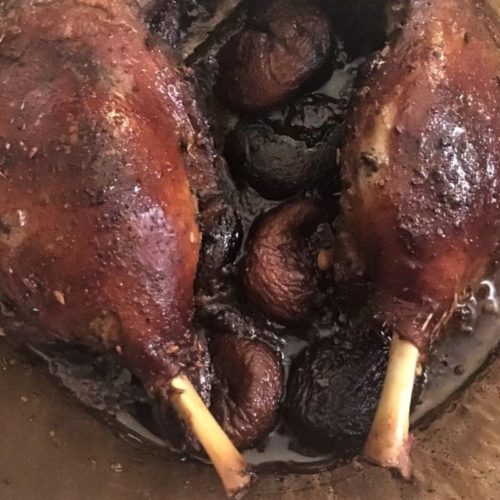 Duck legs from the oven ©️ Nel Brouwer-van den Bergh