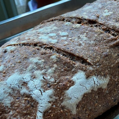 sourdough multi grain and seed bread©️ Nel Brouwer-van den Bergh